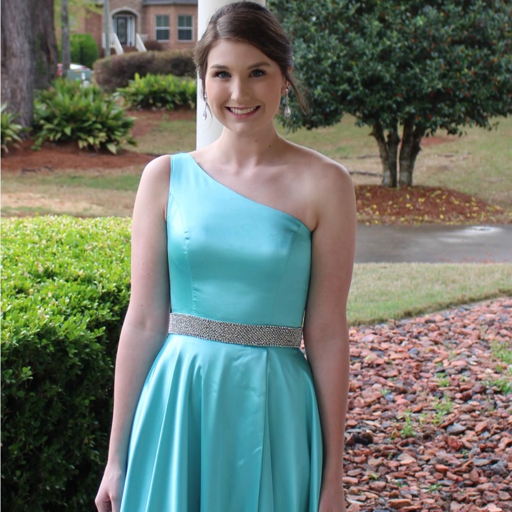 Sherri Hill Prom Dress size 2
